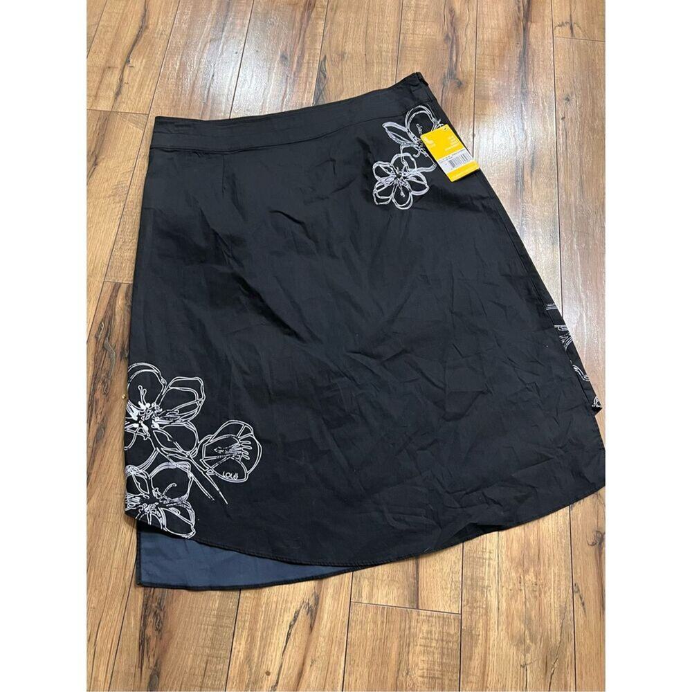 NWT Lole size 14 black skirt white flowers